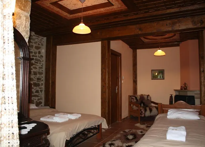 To Spiti τou Gakou