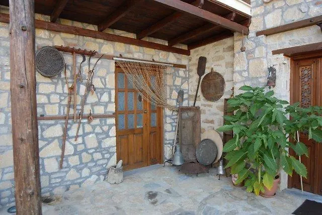 Guest house To Spiti τou Gakou